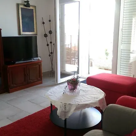Holiday home Olive *